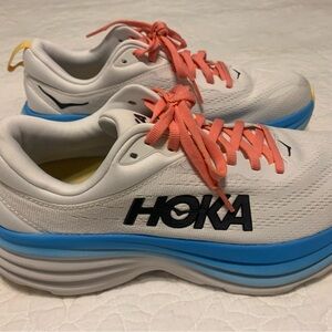 Womens Hoka Bondi size 9